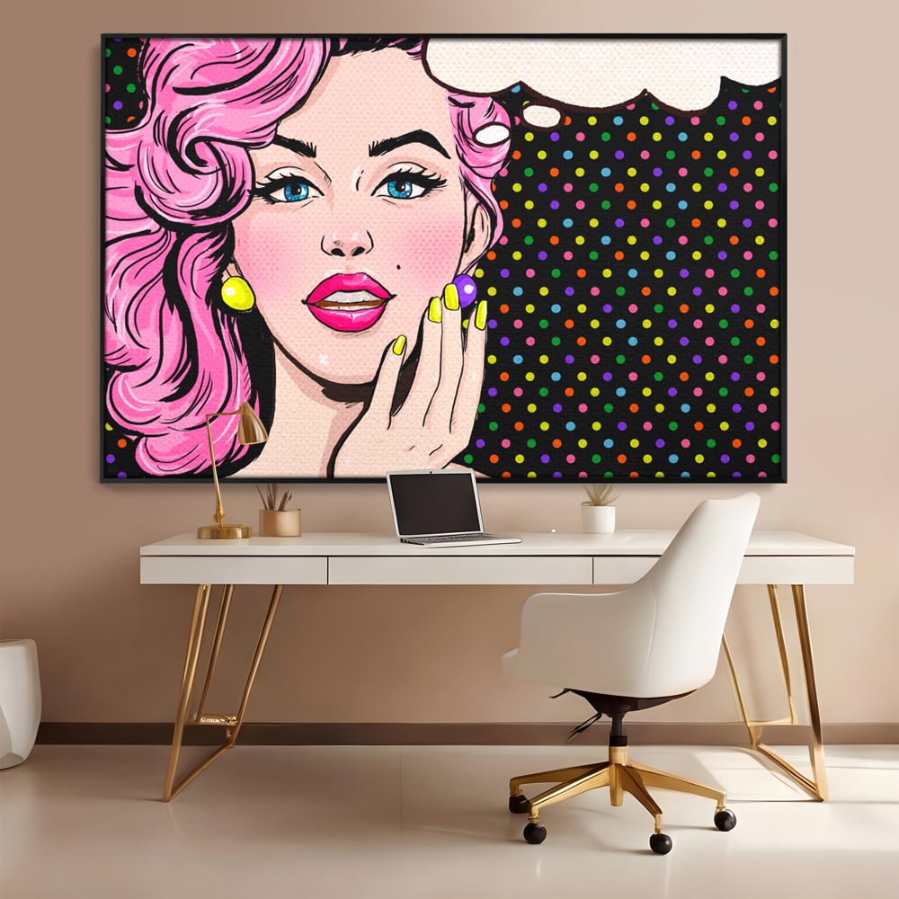 Tablou canvas cu ilustratie pop art cu femeie, in rama de aluminiu negru, pe perete intr-un birou
